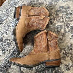 Ariat Billie Unbridled Western Boots 9.5